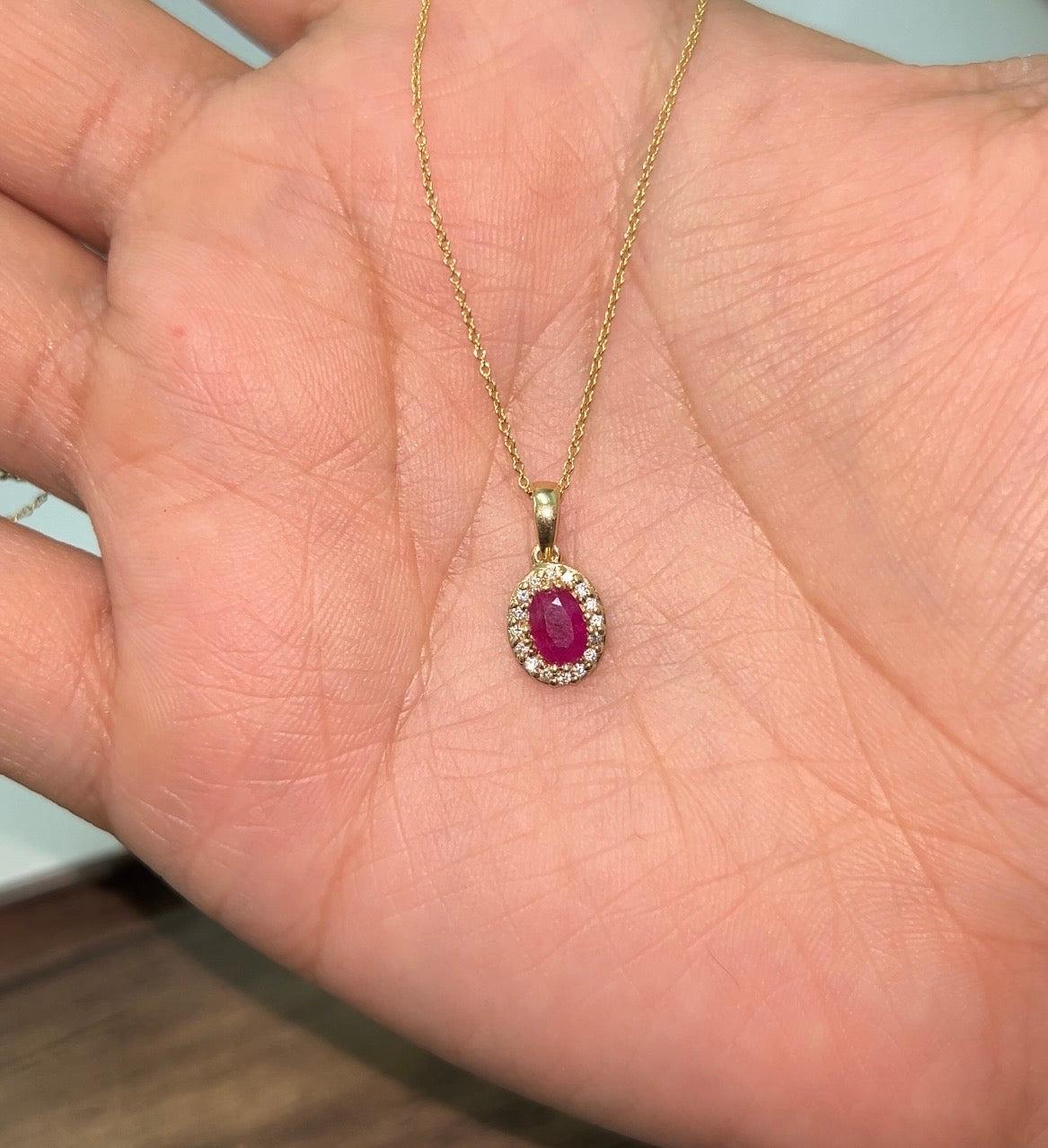 Dije rubi con diamantes