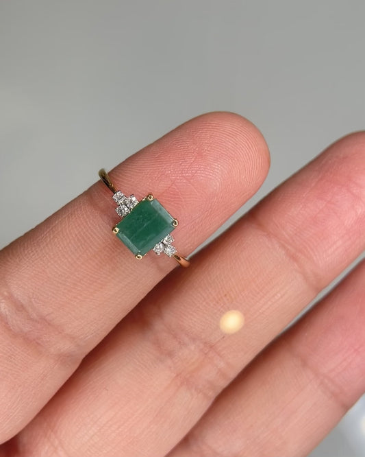 Anillo esmeralda corte esmeralda